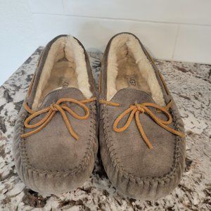 Women's Shoes UGG ANSLEY Size 9 Moccasin Slippers